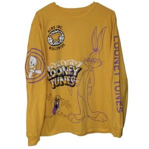 Looney Tunes Yellow Graphic Long Sleeve size Large‎
